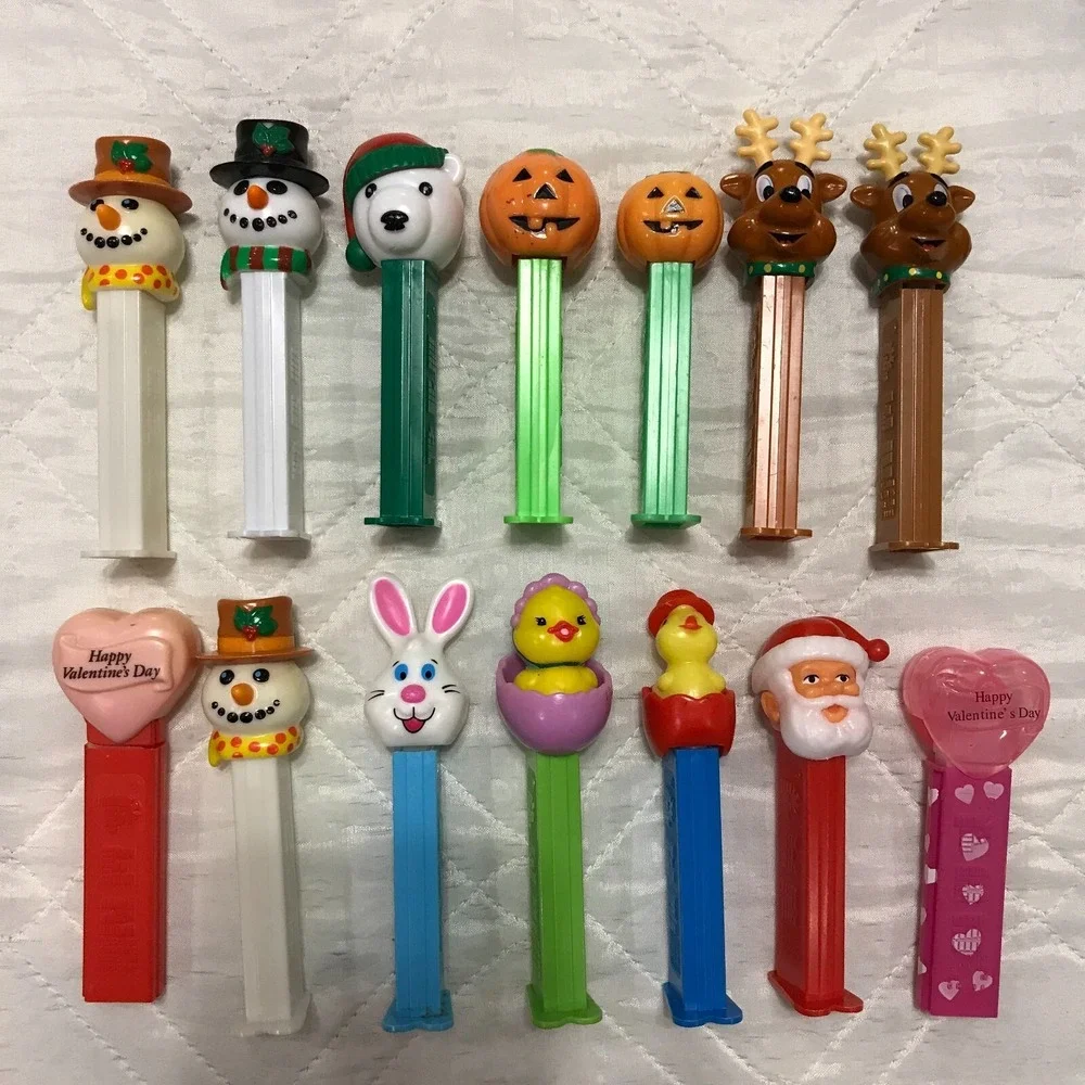 14 Vintage Holiday‎ PEZ Dispender Lot